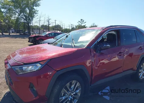 2021 Toyota Rav4 Xle Premium from USA, damaged, VIN 2T3A1RFV1MW193849